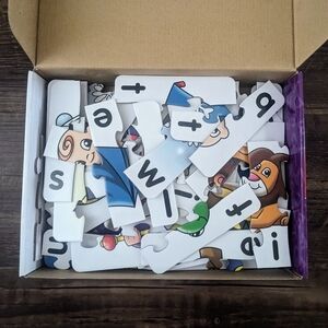 The Learning Journey 4 Letter Words Puzzle Set